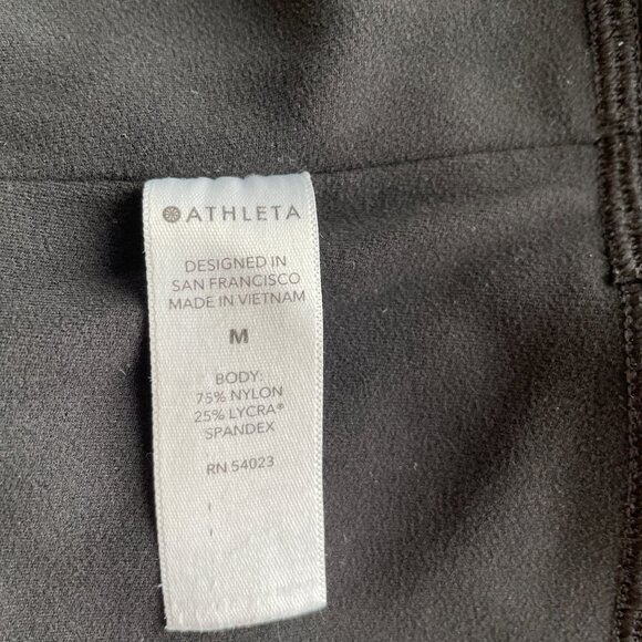 Athleta Salutation Tight Leggngs 7/8 High Rise Black with Pockets, Size Medium - Picture 6 of 7